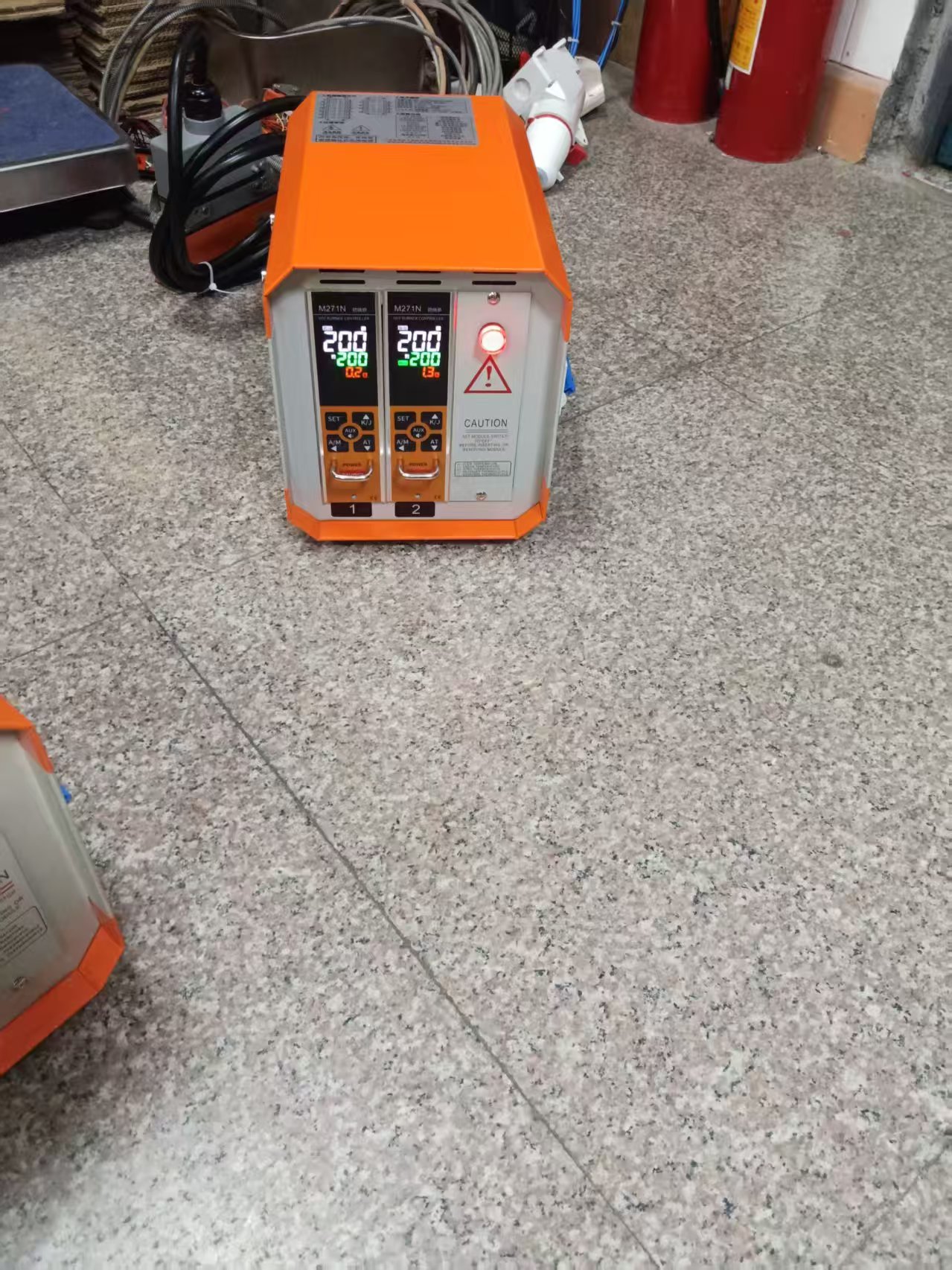 潮州温控箱